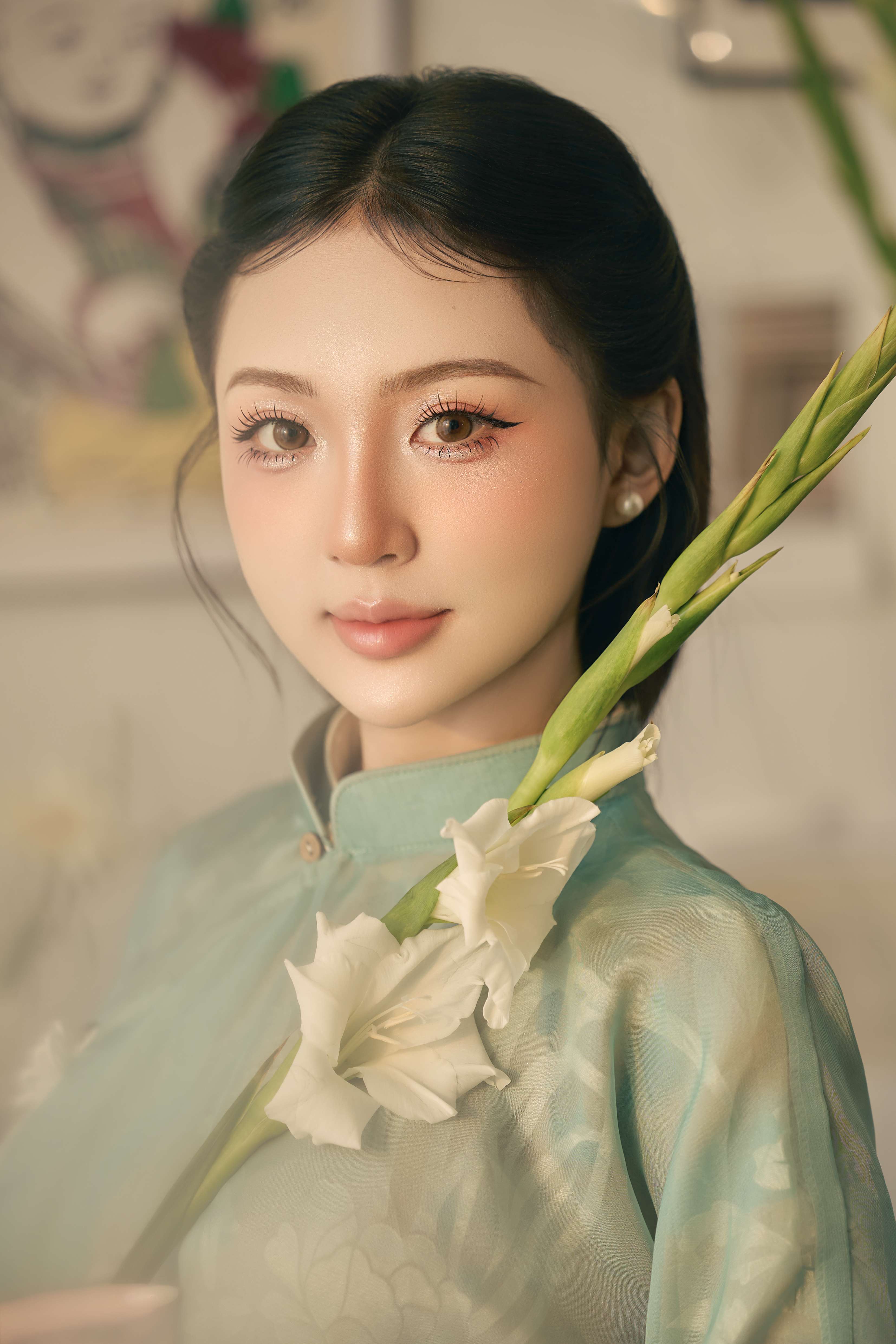 frontend/img/gallery/anh-tet-yem-ao-dai/tracy-studio-chup-concept-tet-du-duong (10).jpg